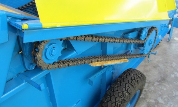 Картофелекопатель навесной двухрядный КТН-2ВМ-02 Картофелекопатель навесной двухрядный КТН-2ВМ-02