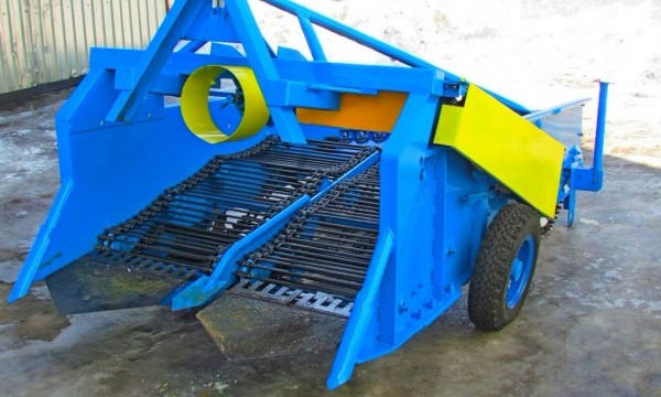 Картофелекопатель навесной двухрядный КТН-2ВМ-02 Картофелекопатель навесной двухрядный КТН-2ВМ-02