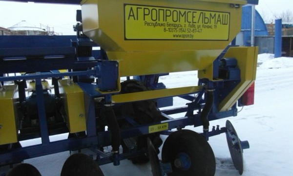 Картофелесажалка СПК- 4-01 Картофелесажалка СПК- 4-01