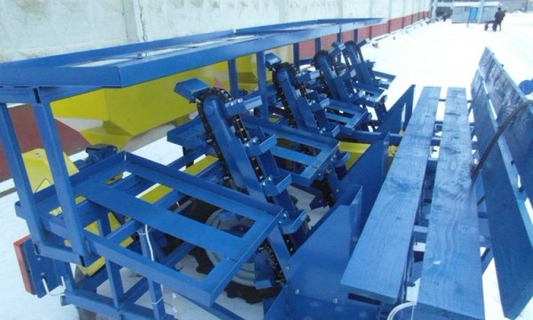 Картофелесажалка СПК- 4-01 Картофелесажалка СПК- 4-01