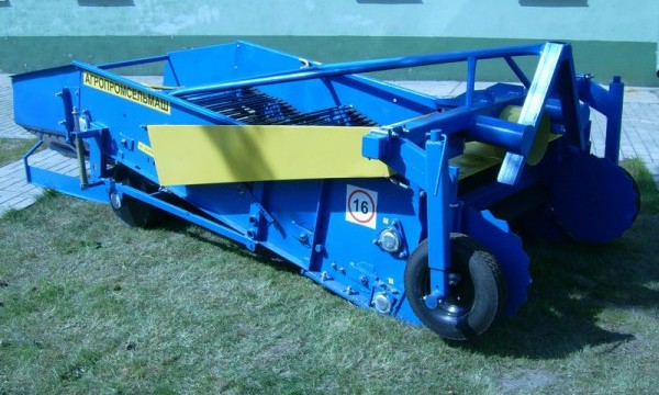 Копатель-валкоукладчик лука КЛ-1,4А Копатель-валкоукладчик лука КЛ-1,4А