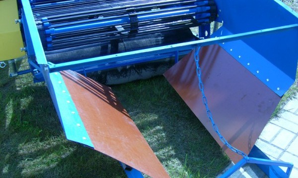 Копатель-валкоукладчик лука КЛ-1,4А Копатель-валкоукладчик лука КЛ-1,4А