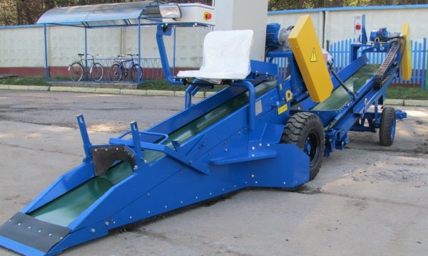 Скутер-подборщик СКП-40 Скутер-подборщик СКП-40