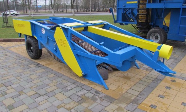 Универсальный копатель валкообразователь УКВ-2 Универсальный копатель валкообразователь УКВ-2