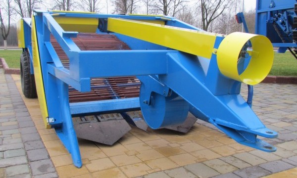 Универсальный копатель валкообразователь УКВ-2 Универсальный копатель валкообразователь УКВ-2